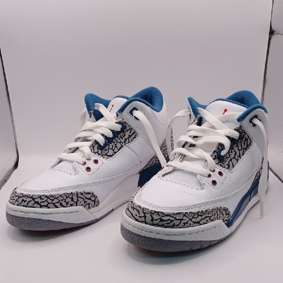 Pre-Owned Nike Air Jordan 3 Retro GS Sneakers-True Blue/Cement Gray Size 6.5Y US - Picture 1 of 15